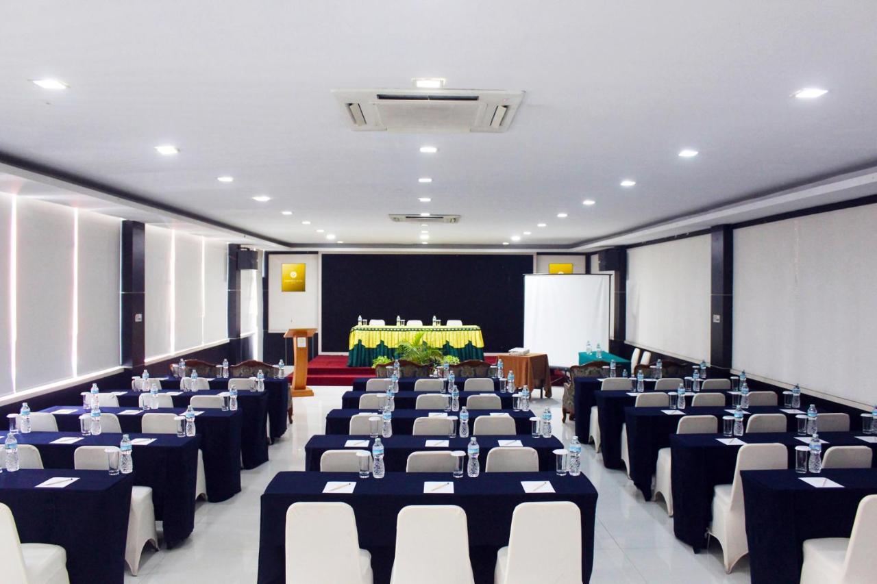 โรงแรมคอมฟอร์ตา ดูไม ภายนอก รูปภาพ